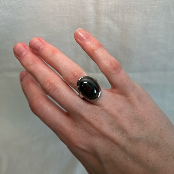 Sterling Silver Hematite Ring Size 6 - Picture 1 of 6
